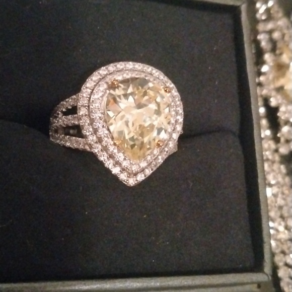 Sterling Silver Yellow Diamond Ring Size 7 - Picture 3 of 3